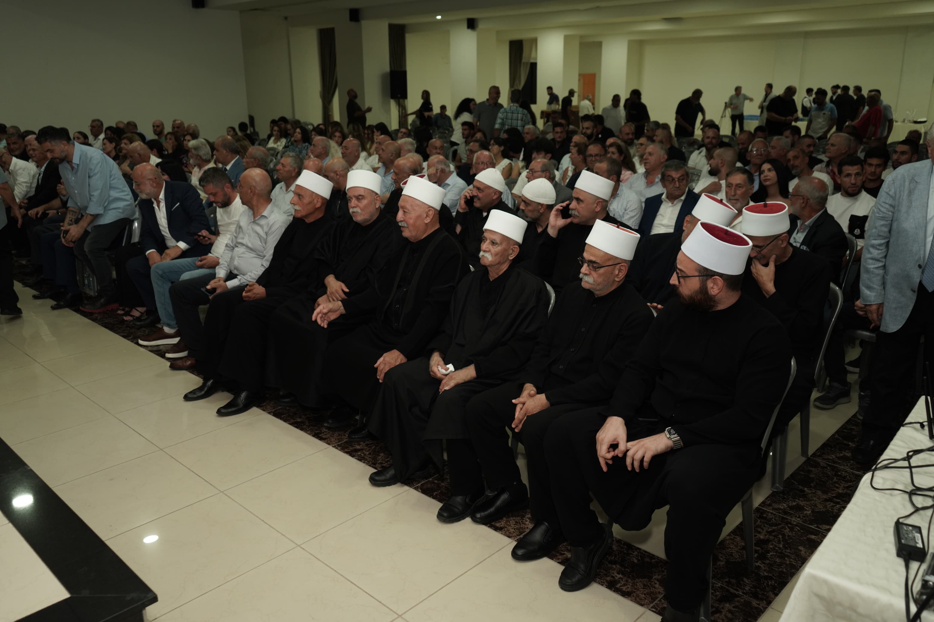 لقاء بلدي في بشامون لعرض الإنجازات